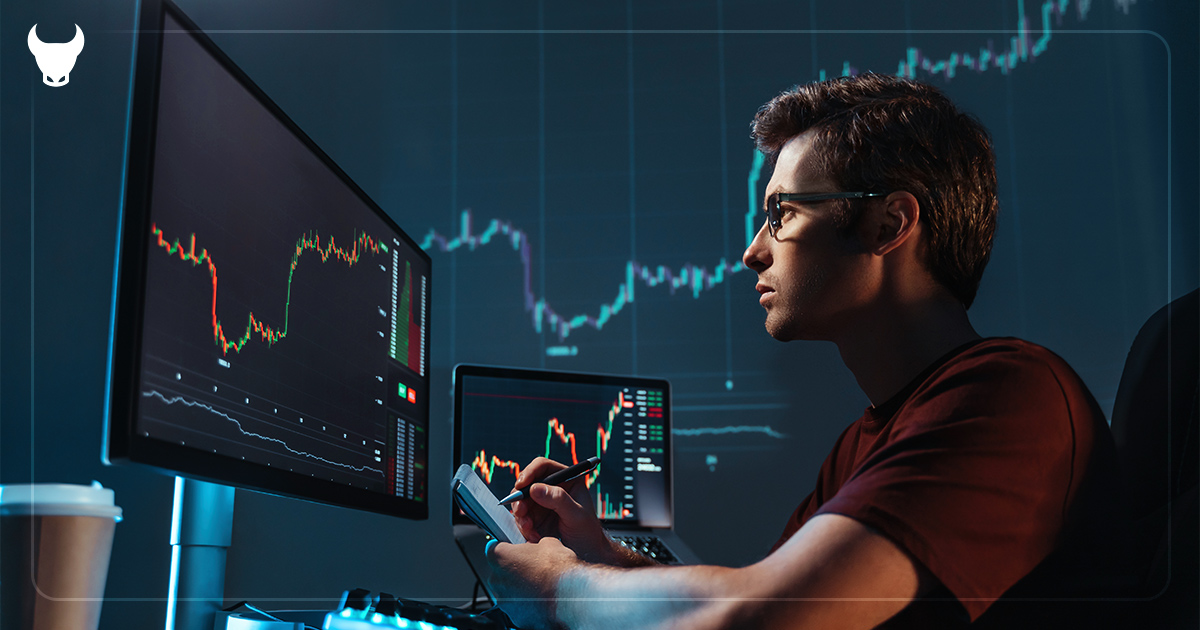 Who Is a Forex Trader? A Complete Introduction to the Trader Profession and the Income Path